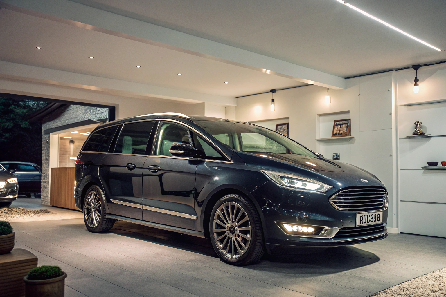 Ford Galaxy Titanium leasing